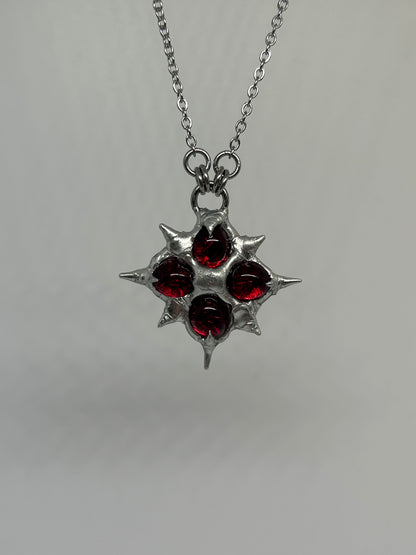 Mages Compass 🧙‍♂️ green or red Fixed Spiky  Stainless Steel Necklace