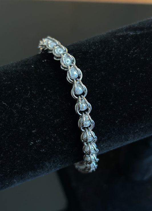 Pearly White Stainless Steel Chainmail Trapped Bead Bracelet