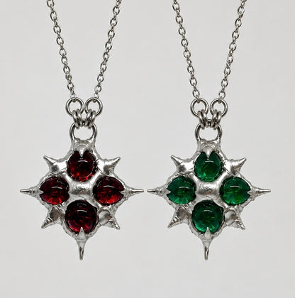 Mages Compass 🧙‍♂️ green or red Fixed Spiky  Stainless Steel Necklace